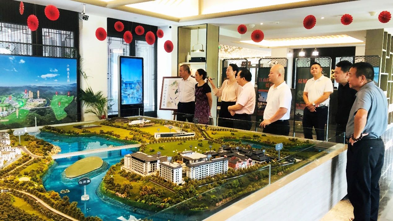 1693386367169875.jpg ea105bd594a07050280674fcc37a1f11.jpg